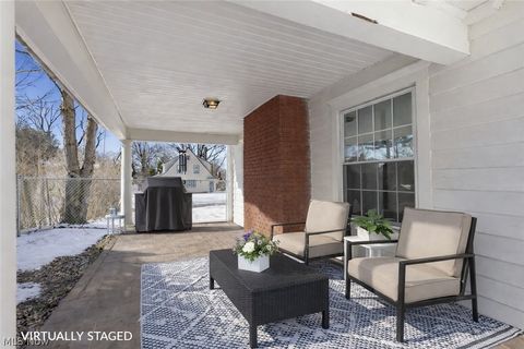 Tiny photo for 621 Greenwood Avenue, Akron, OH 44320 (MLS # 5187347)