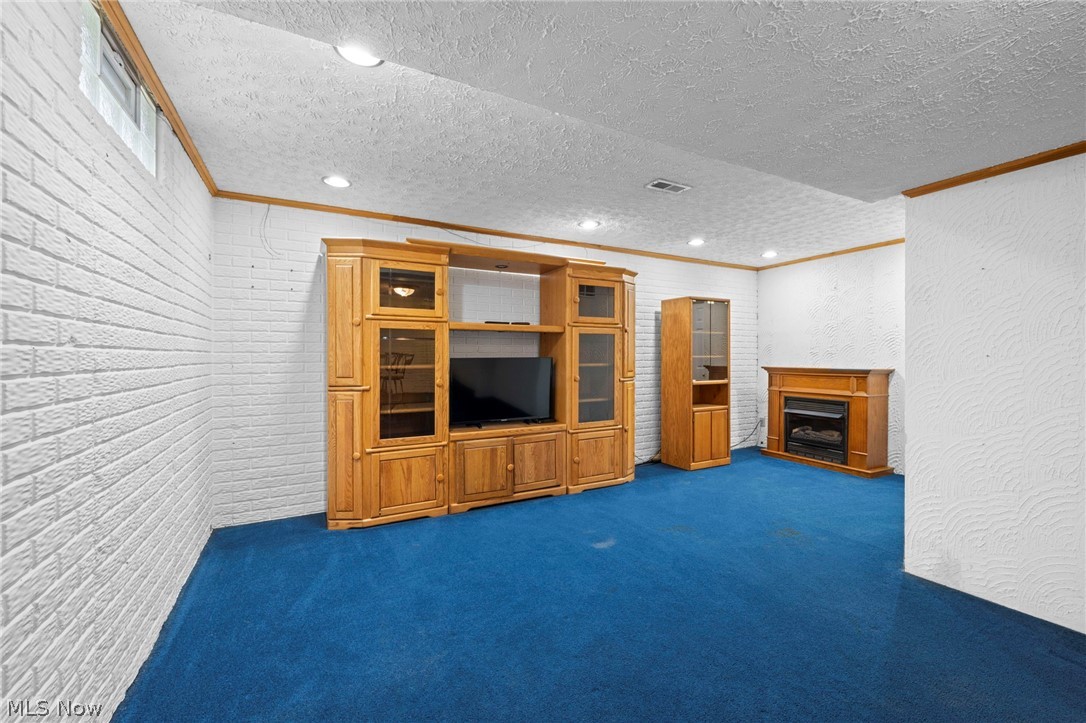 Kensington Pointe - Residential