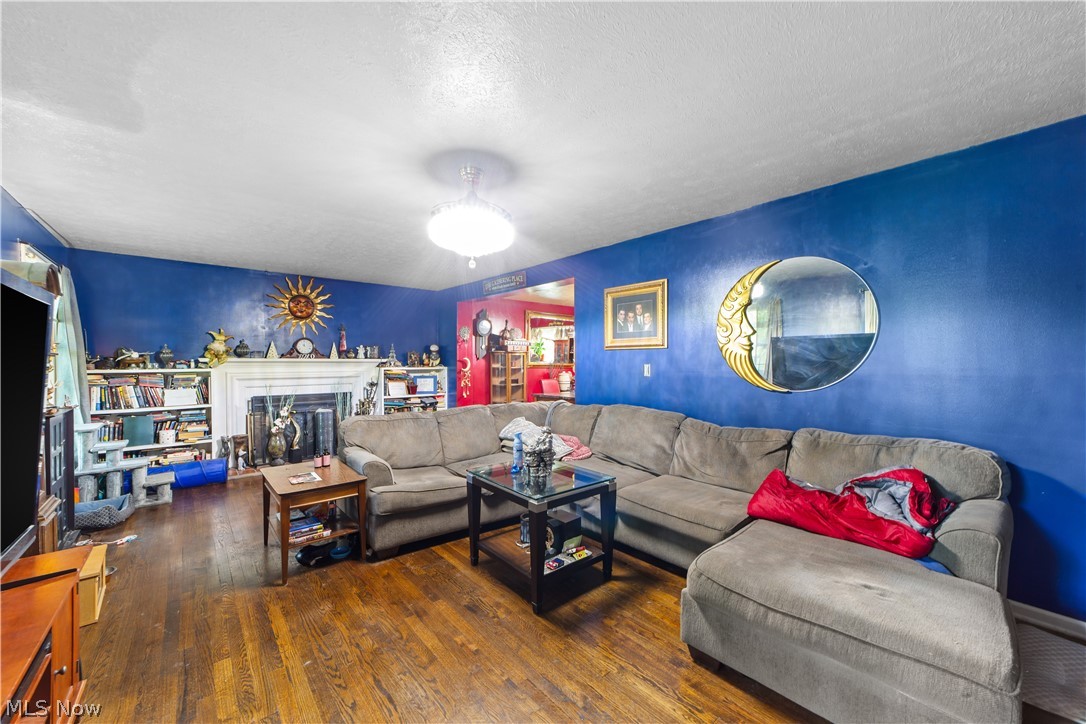 5170 Valley View Drive