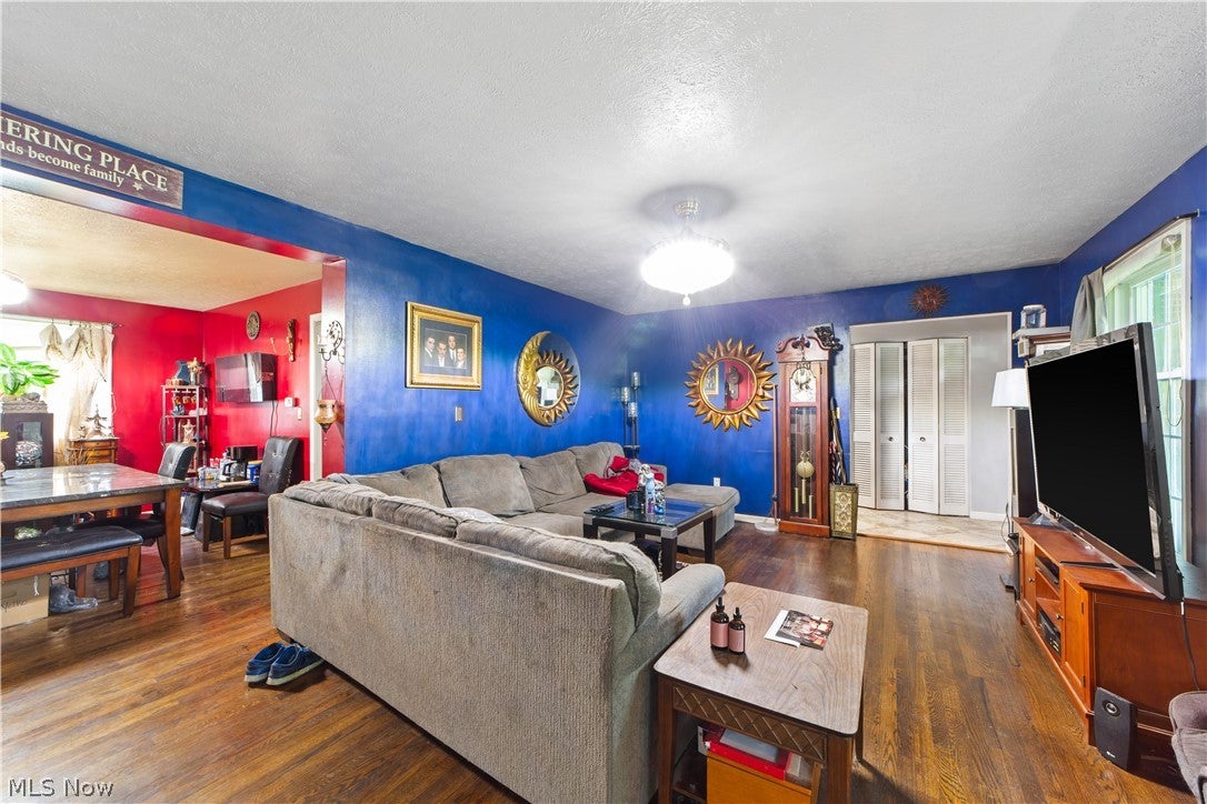 5170 Valley View Drive