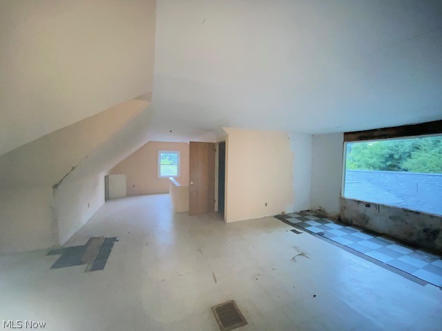 Willoughby Euclid Ave - Residential