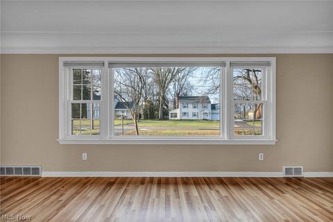 Tiny photo for 232 Edna Street, Poland, OH 44514 (MLS # 5184765)