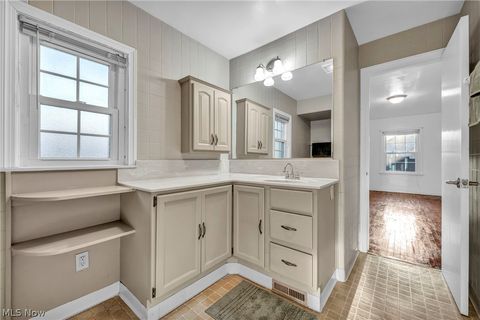 Tiny photo for 232 Edna Street, Poland, OH 44514 (MLS # 5184765)