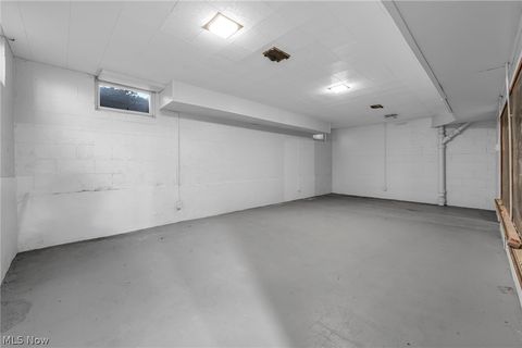 Tiny photo for 232 Edna Street, Poland, OH 44514 (MLS # 5184765)