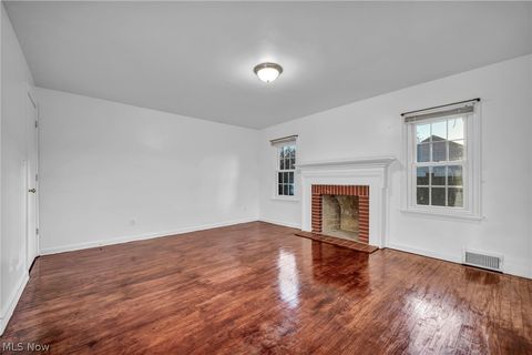 Tiny photo for 232 Edna Street, Poland, OH 44514 (MLS # 5184765)