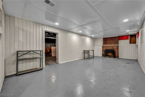 Tiny photo for 232 Edna Street, Poland, OH 44514 (MLS # 5184765)