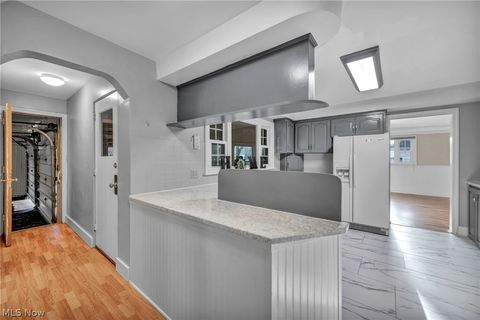 Tiny photo for 232 Edna Street, Poland, OH 44514 (MLS # 5184765)