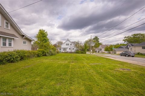 Tiny photo for 1151 Harpster Avenue, Akron, OH 44314 (MLS # 5209541)