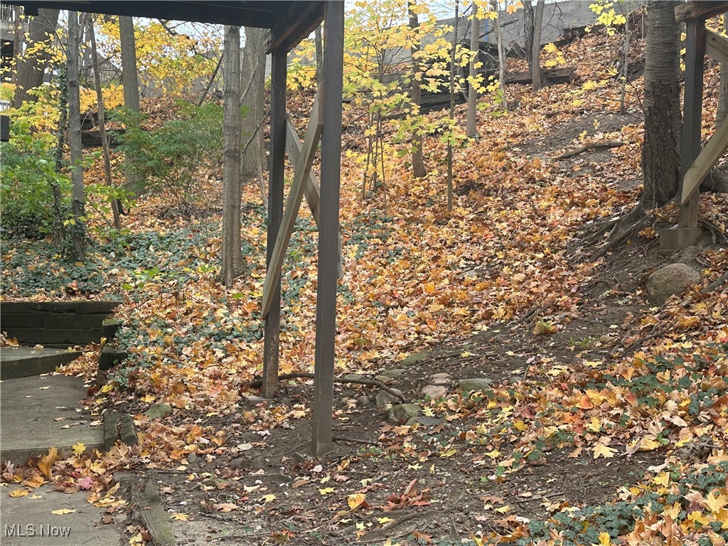 1722 B Treetop Trail #8, Akron, Ohio image 3