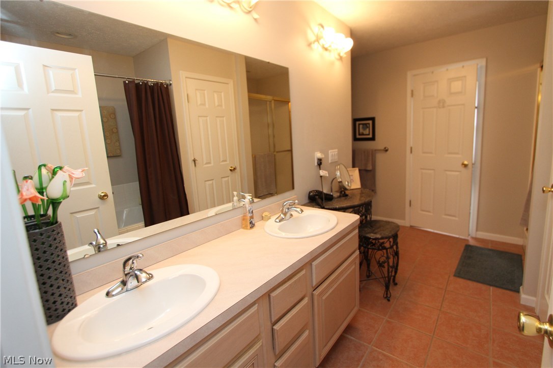 Garretts Cove - Residential