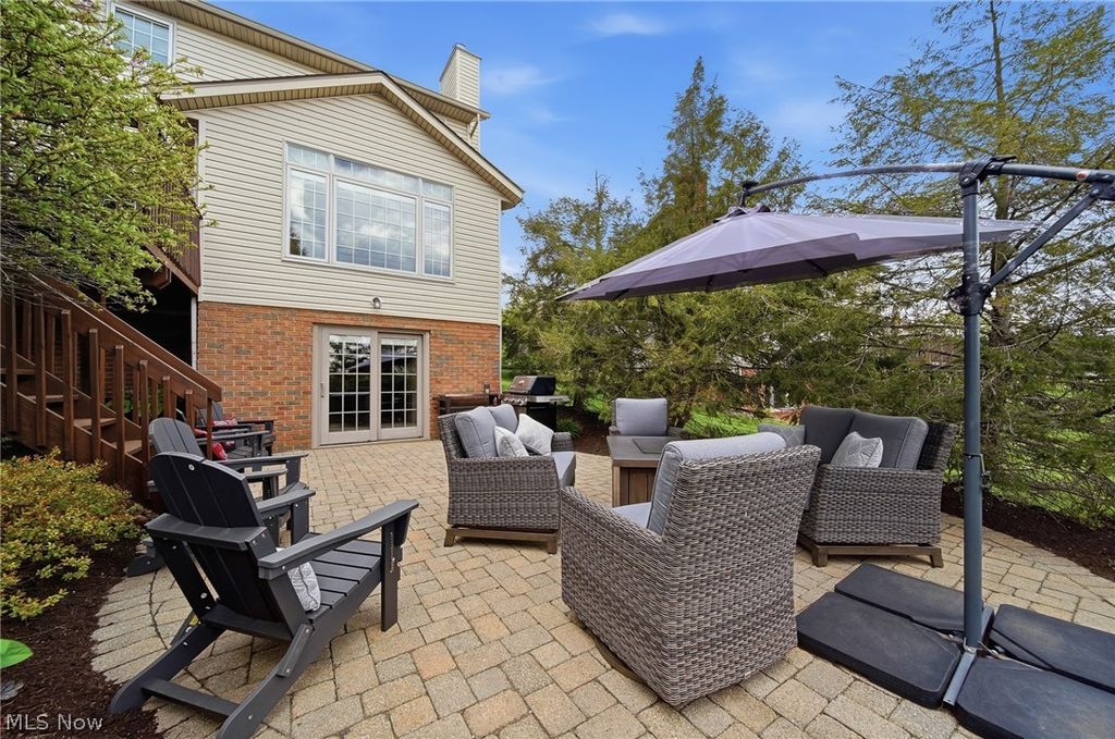 Photo of 2536 Chadwell Circle NW, North Canton, OH 44720 (MLS # 5204367)