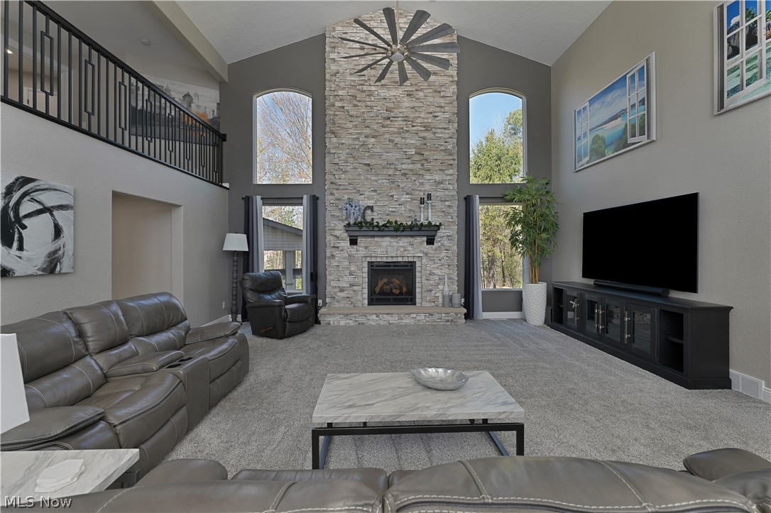 2900 Whispering Pines Drive