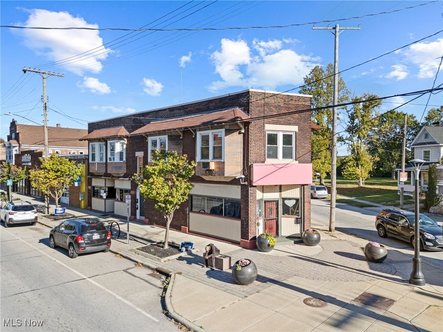Discover this delightful 2-bedroom apartment near the heart of the Waterloo Arts District! This comfortable space offers a practical layout with a kitchen area including a range and refrigerator, a spacious family room with built-in shelves and loads of natural light from large windows, and a full private bathroom. Each bedroom has carpeted flooring to add warmth, large windows, and a neutral palette that provides a blank canvas for your style. Perfect for anyone seeking a low-maintenance space with convenient access to shops, galleries, cafes, and public transportation. Located minutes from Lake Erie and the artistic hub of Waterloo. Economical living. Ready for immediate occupancy! Rental Criteria: Minimum Credit Score: 585+ / Monthly Income: At least 3x rent / Background Check: No felonies or criminal history / Rental History: No evictions in the past 7 years / Employment Verification: Required with paystubs / Security Deposit: One month’s rent / Lease Term: Minimum 12 months / Pet Policy: No pets allowed / Schedule your tour today!