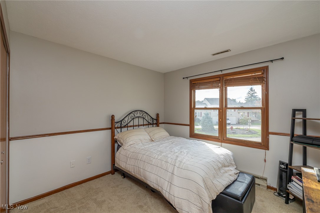 Creekside Vill - Residential