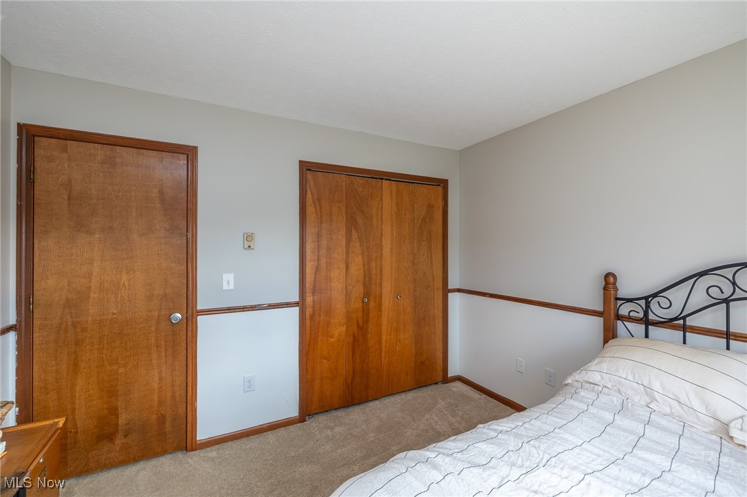 Creekside Vill - Residential