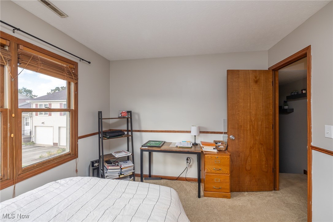 Creekside Vill - Residential