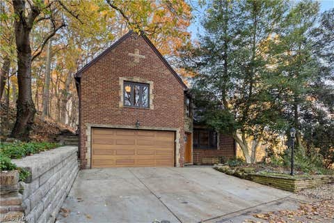 Photo for 18500 Edgewood Drive