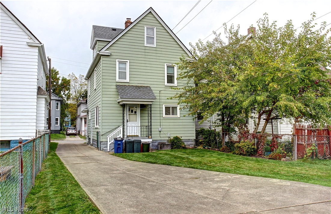 W J Lang Denison Ave - Residential