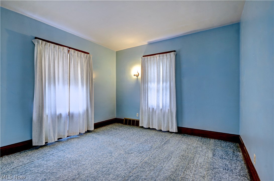 W J Lang Denison Ave - Residential