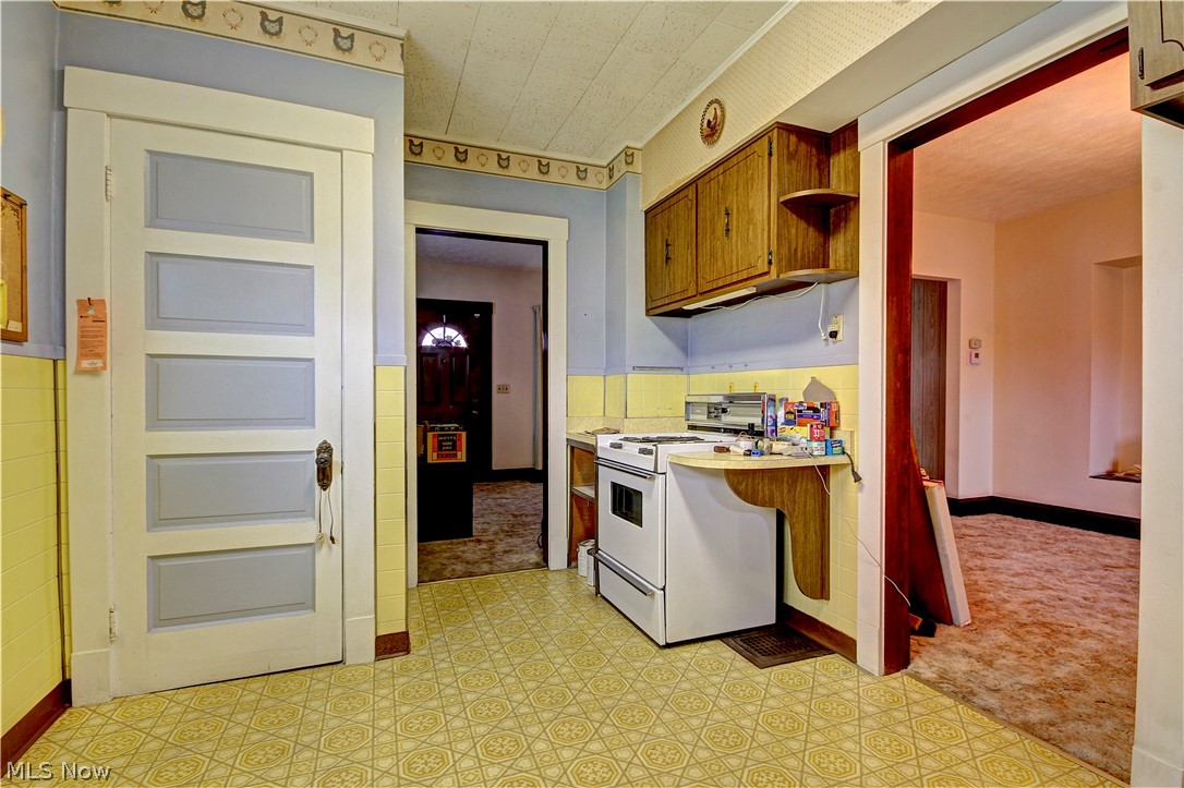 W J Lang Denison Ave - Residential