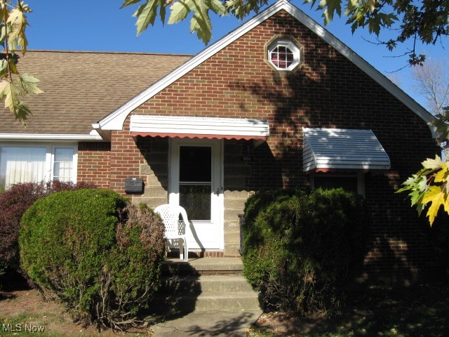 901 Spangler Road, Canton, Ohio image 2