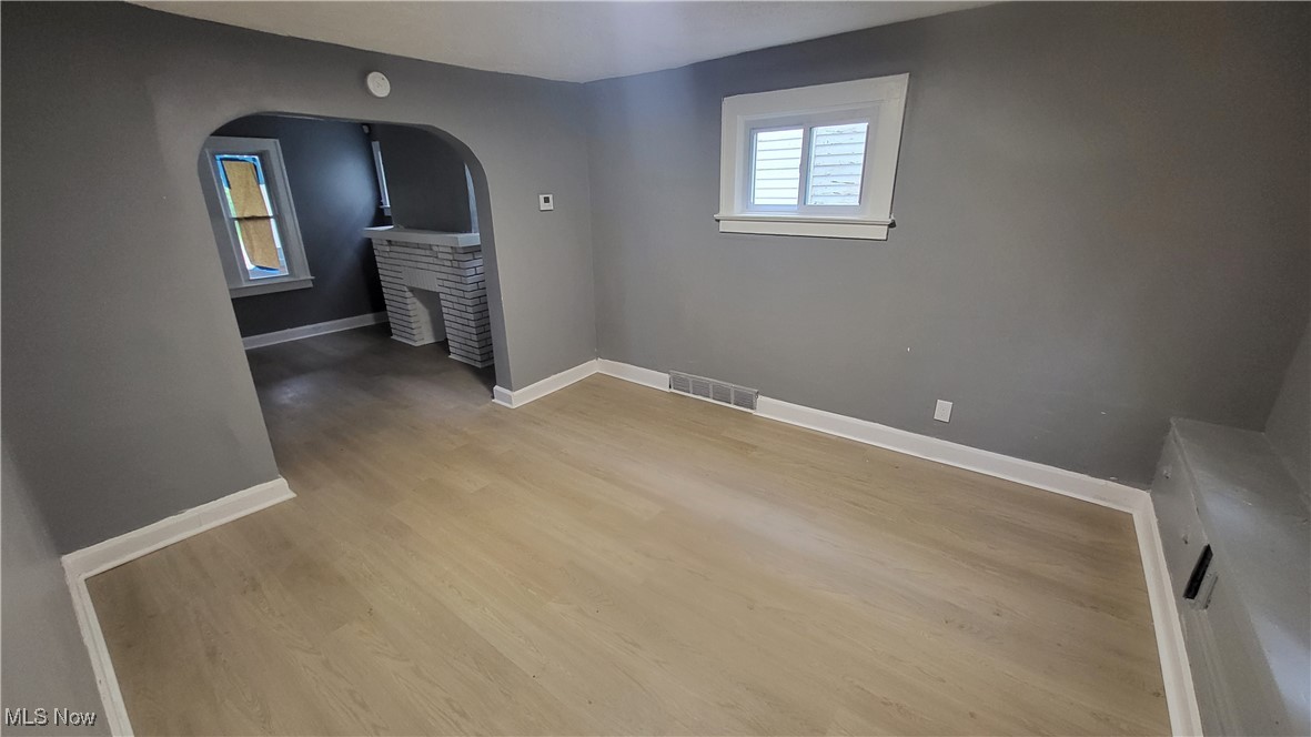Cleveland, Ohio 44104, United States, 3 Bedrooms Bedrooms, ,2 BathroomsBathrooms,Residential,Active,132535
