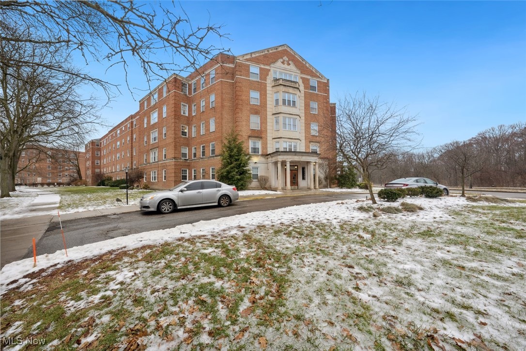 South Park Manor Condos - Residential