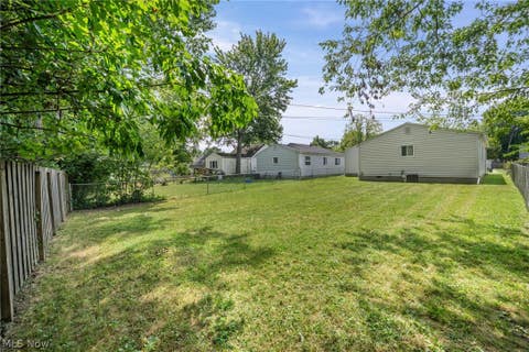 Tiny photo for 654 Wesley Drive, Berea, OH 44017 (MLS # 5232641)