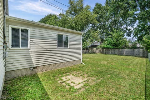 Tiny photo for 654 Wesley Drive, Berea, OH 44017 (MLS # 5232641)