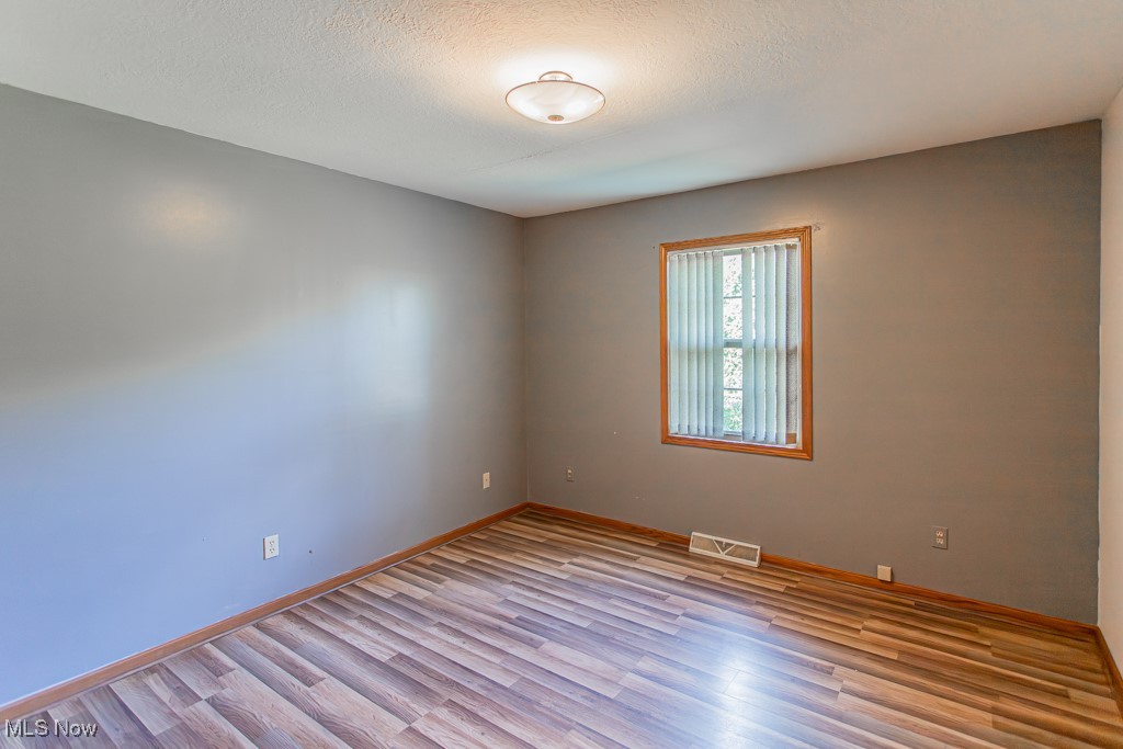 Roberto Place Condo - Residential