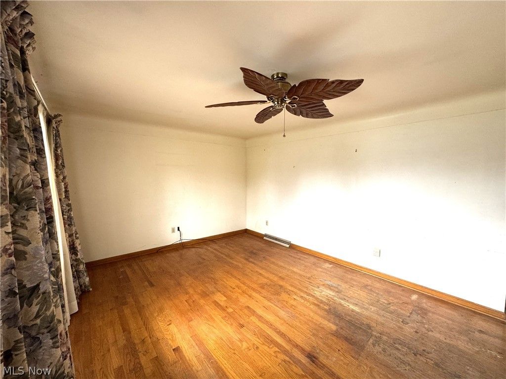 Photo of 1180 Keefer Road, Girard, OH 44420 (MLS # 5197573)