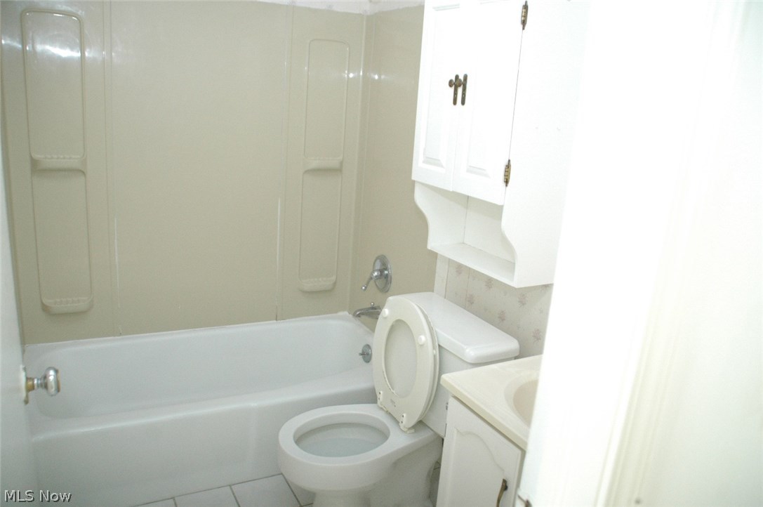 Meadowlawn Condo - Residential