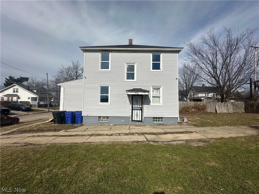 Photo of 3541 E 113th Street, Cleveland, OH 44105 (MLS # 5190428)