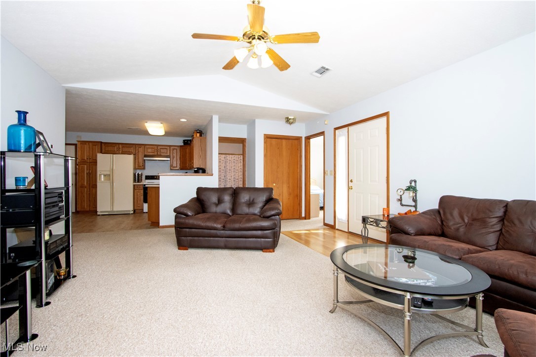 3367 Bayberry Cove, Wooster, Ohio image 3