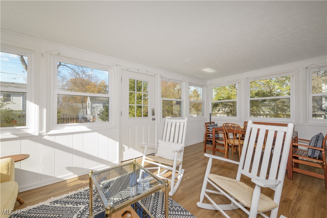 Cuyahoga Falls, Ohio 44223, United States, 3 Bedrooms Bedrooms, ,3 BathroomsBathrooms,Residential,Active,96795