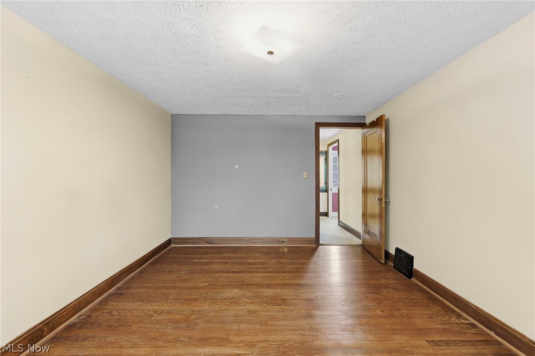 Mentor Ave Allotment - Residential