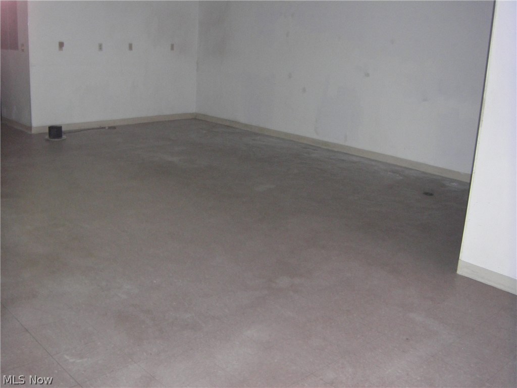Dairy Queen Allotment - Commercial Lease