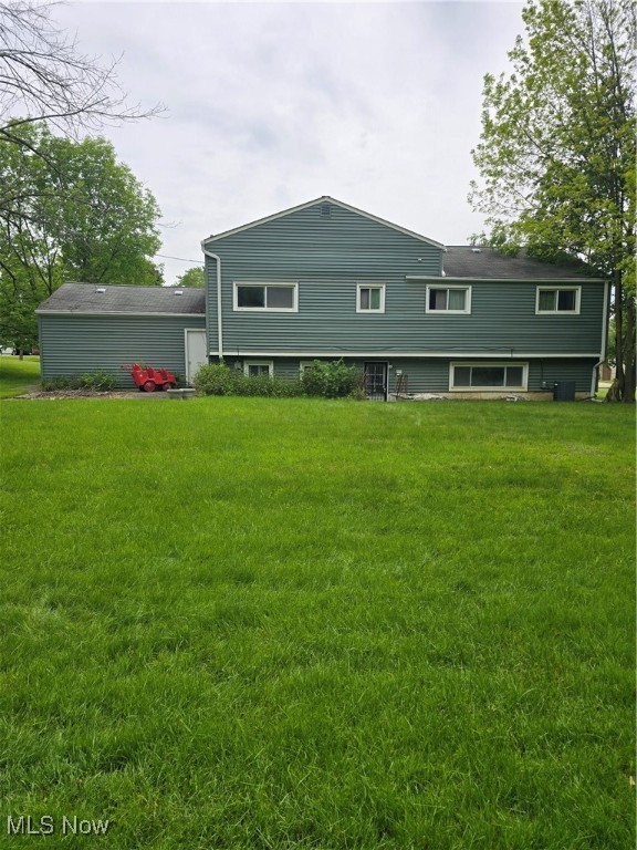 3742 Concord Drive, Beachwood, Ohio image 2