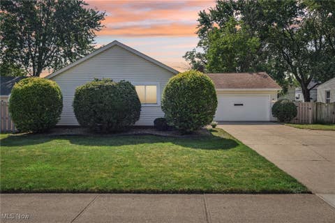 Photo for 5877 Pearl Road