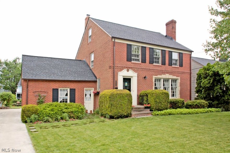 Gorgeous brick Colonial across from the Metroparks! Very well maintained with beautiful refinished hardwood floors, huge living room with wood burning fireplace, formal dining room, screened porch overlooking nice size fenced yard and vegetable garden! Terrific knotty pine finished basement with fireplace, breakfast nook off kitchen with new countertops, first floor half bath, nice sized bedrooms, attached 2 car garage and neutral finishes all throughout. High grade Roof 2013 with gutters/downspouts and garage door 5 yrs. Terrific home in great​​‌​​​​‌​‌​​​‌‌​​​‌‌‌​​‌​​‌‌​​​​ location!