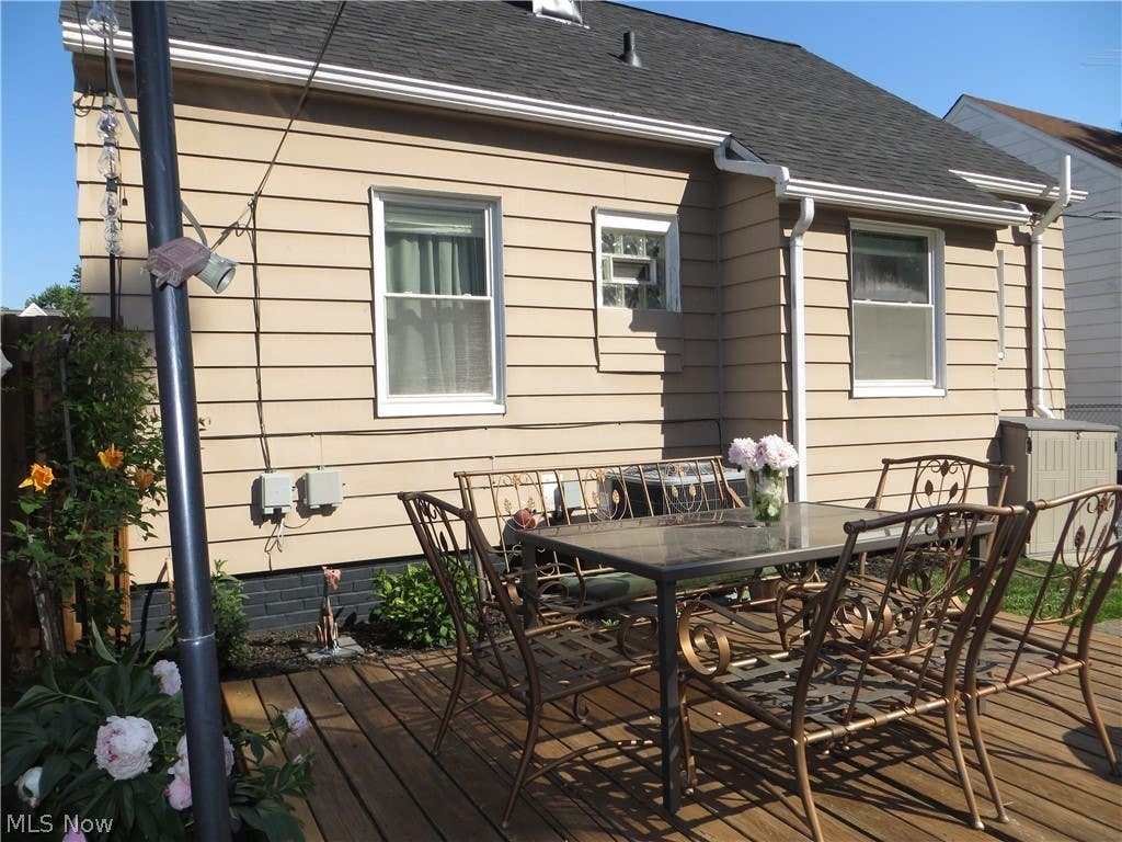 Photo of 4347 Redding Road, Cleveland, OH 44109 (MLS # 5220613)