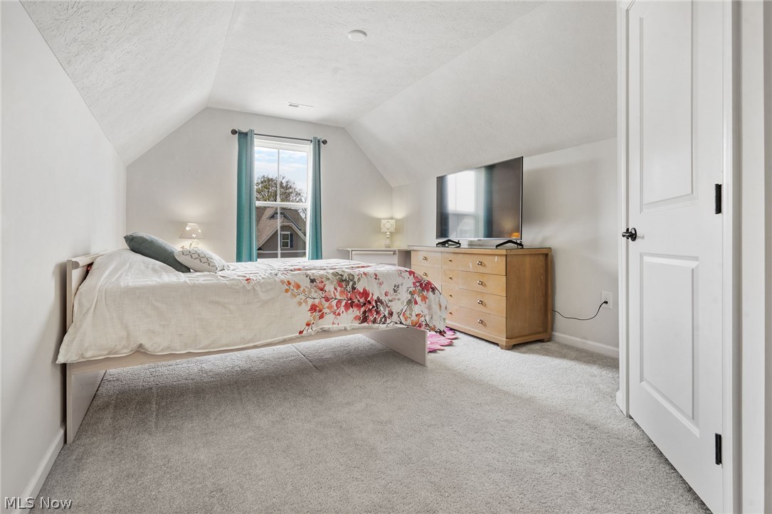 Enclave/Old Mill Pond Ph 1 - Residential