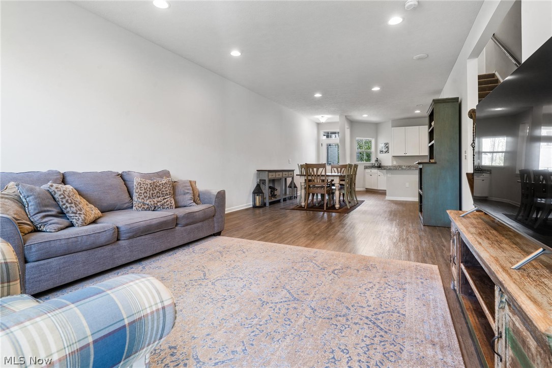 Enclave/Old Mill Pond Ph 1 - Residential