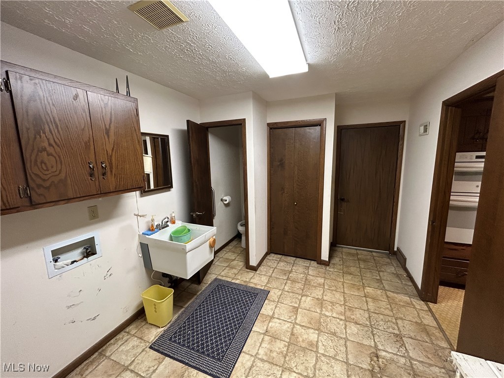 Willoughby Hills 1 - Residential