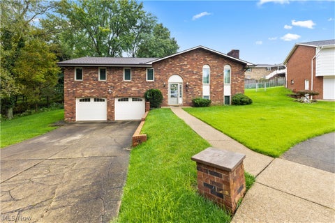 Homes For Sale - 176 Concord Court<br/> Hancock County, Weirton, WV 26062