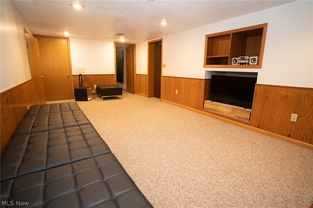 4026 Lake Vista Road, Akron, Ohio image 44