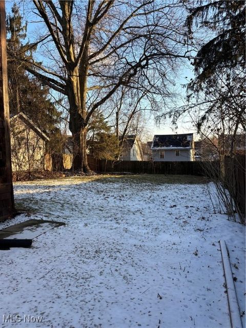 Tiny photo for 84 E Ido Avenue, Akron, OH 44301 (MLS # 5177649)