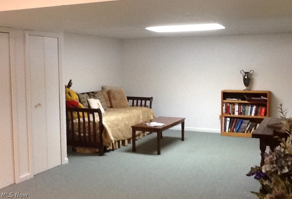 Hunt Club Mdws 04 - Residential