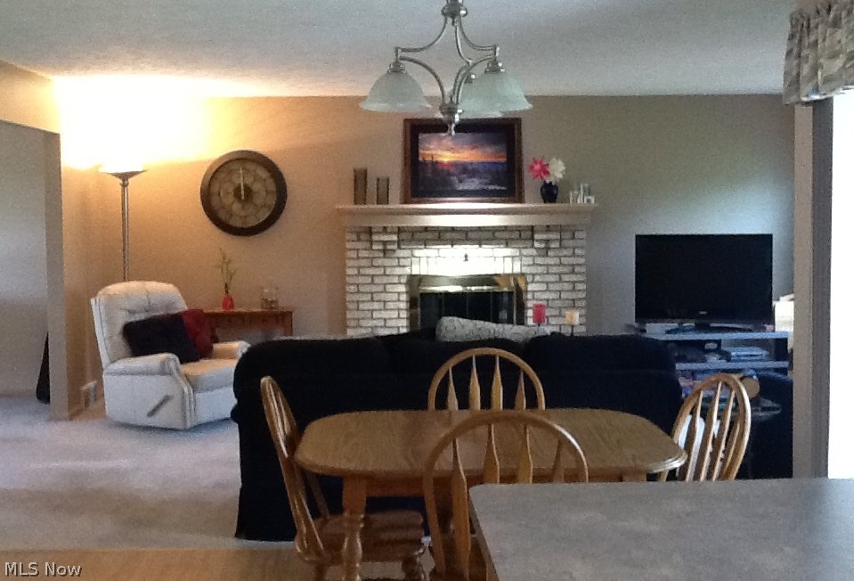 Hunt Club Mdws 04 - Residential