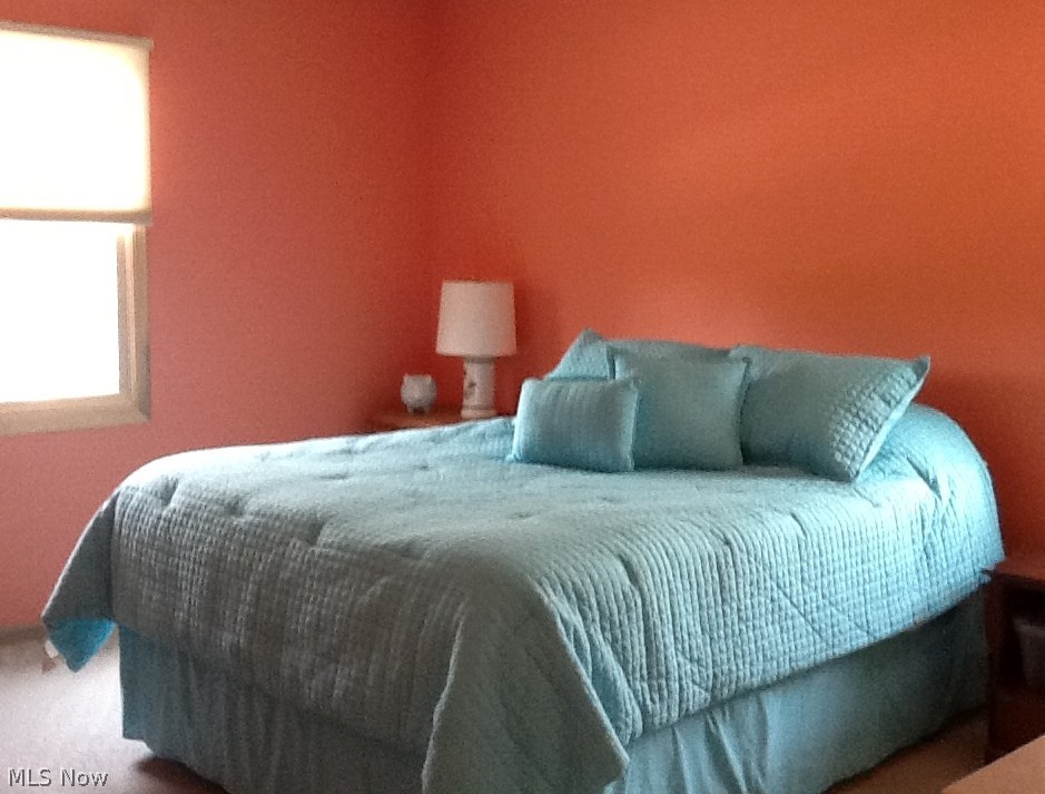 Hunt Club Mdws 04 - Residential